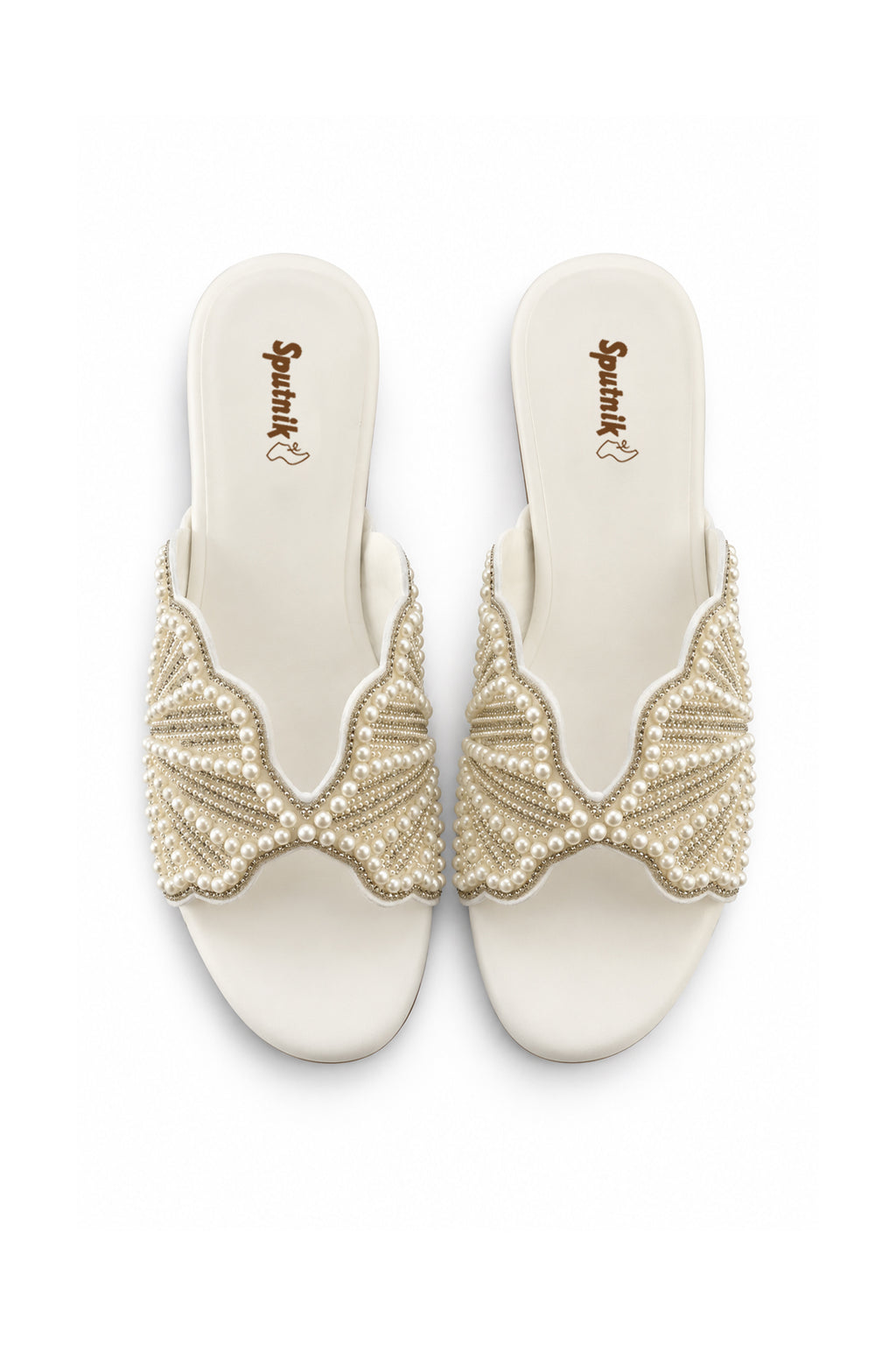 White Flat Slipper L02210/003