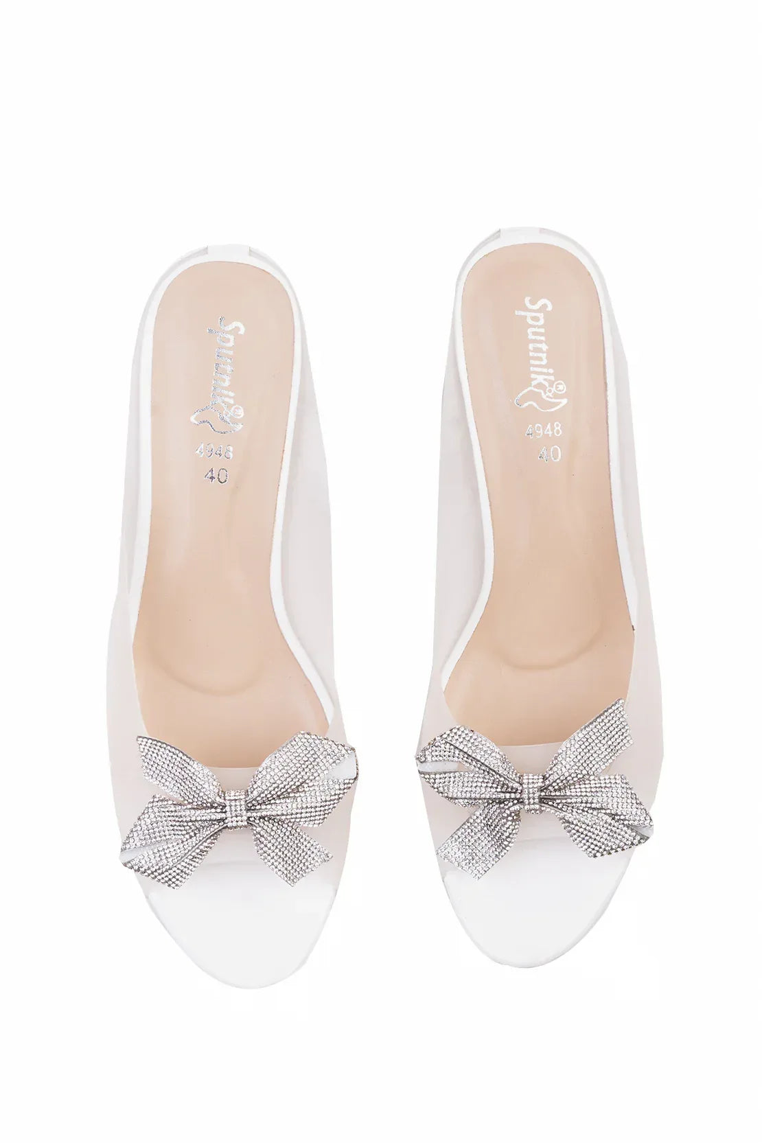 White Fancy Slipper K02409/003