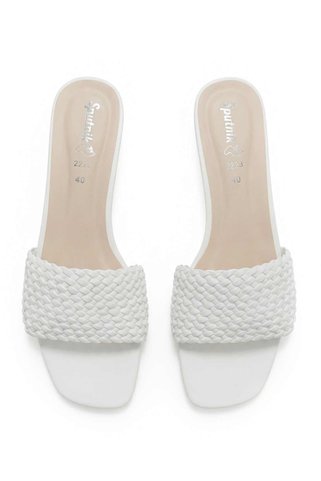 White Fancy Slipper K02447/003